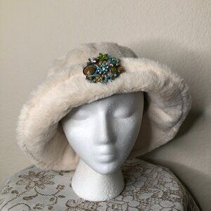 Lovely, Pre-Owned "Chokolids" Faux Fur Ladies Bucket Hat